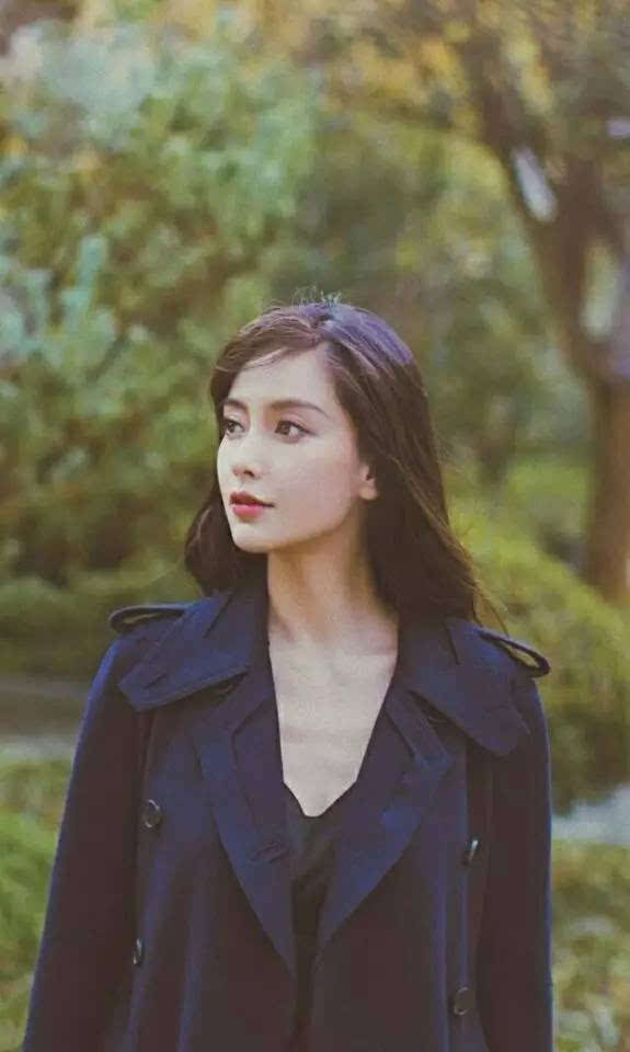 香烟与手铐